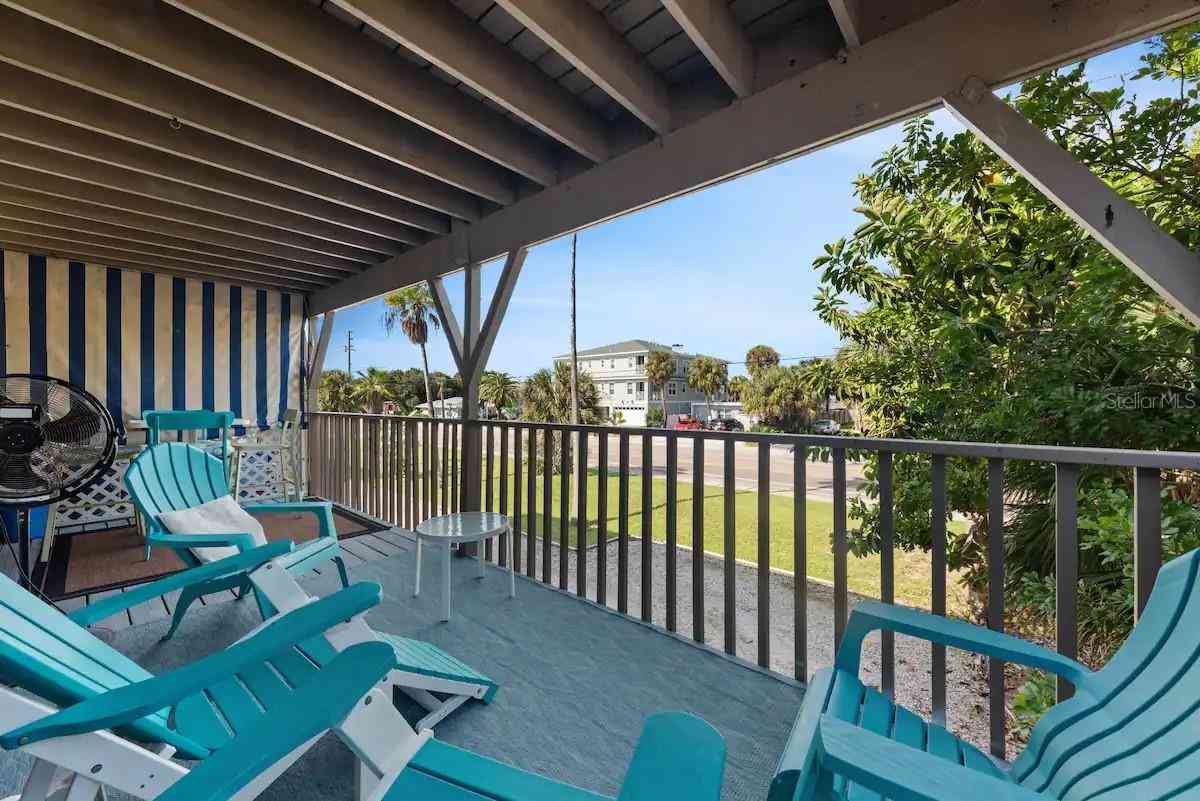 2109 Gulf Boulevard #1B, INDIAN ROCKS BEACH, Florida image 3