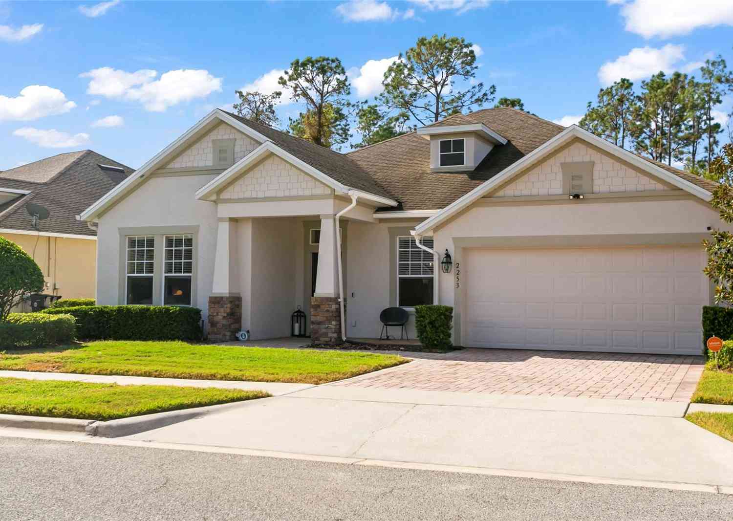 2253 Pickford Circle, APOPKA, Florida image 2