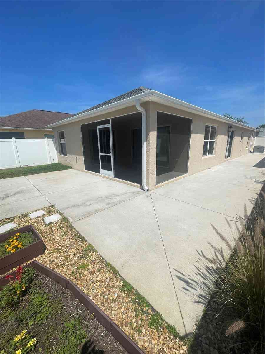928 Nuthatch Avenue, THE VILLAGES, Florida image 28