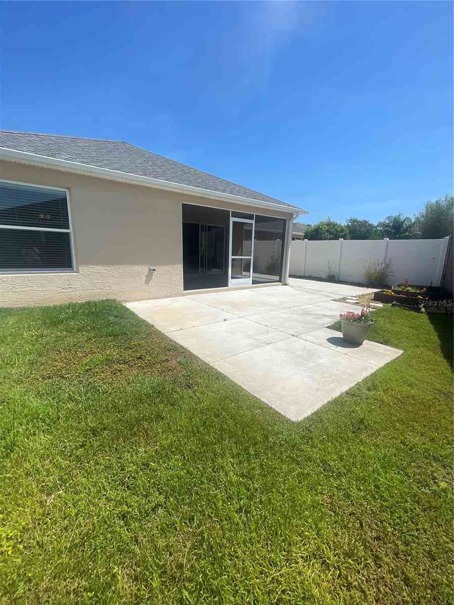928 Nuthatch Avenue, THE VILLAGES, Florida image 25