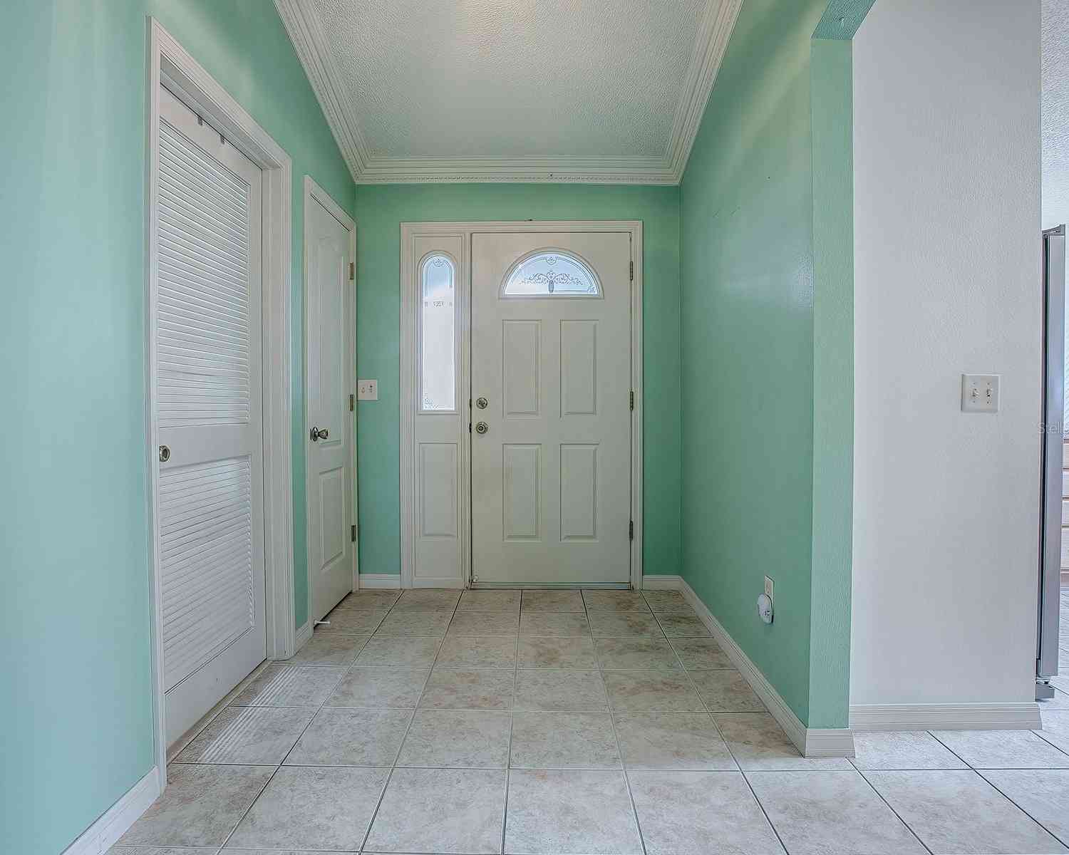 8288 SE 177th Winterthur Loop, THE VILLAGES, Florida image 4