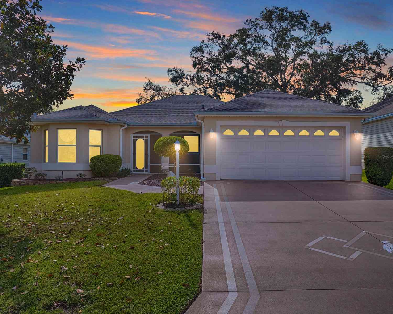 8288 SE 177th Winterthur Loop, THE VILLAGES, Florida image 2