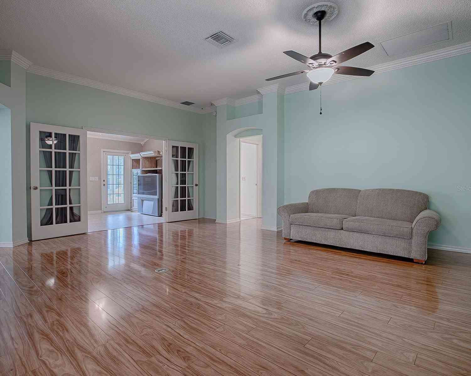 8288 SE 177th Winterthur Loop, THE VILLAGES, Florida image 13
