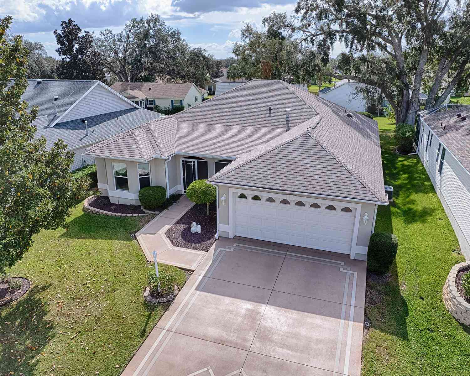 8288 SE 177th Winterthur Loop, THE VILLAGES, Florida image 1