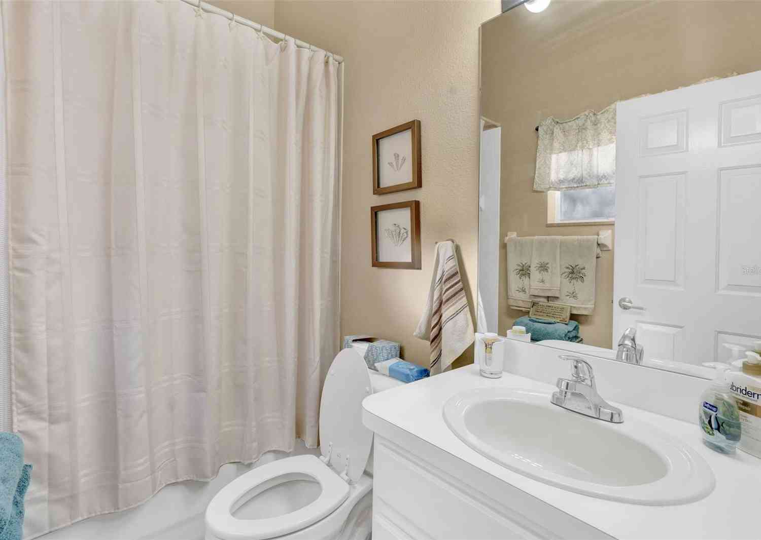 2533 Wood Pointe Drive, HOLIDAY, Florida image 37