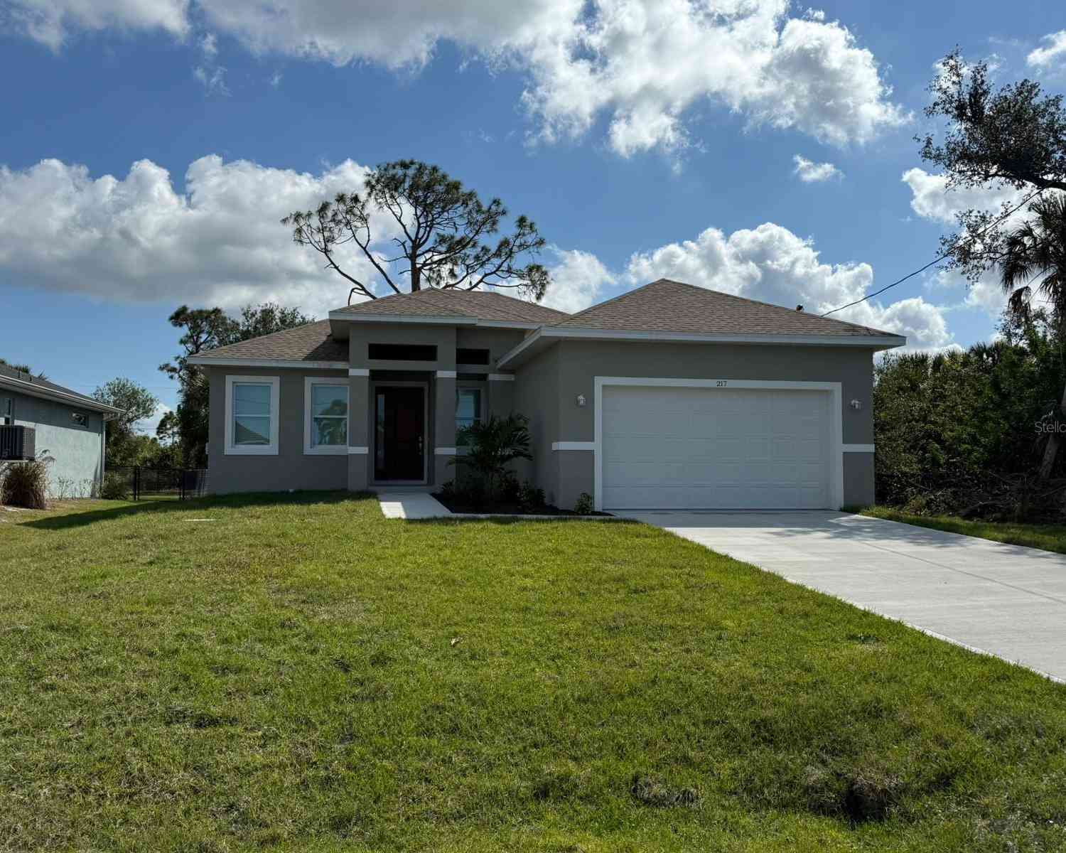 217 Antilla Drive, Rotonda, Florida image 2