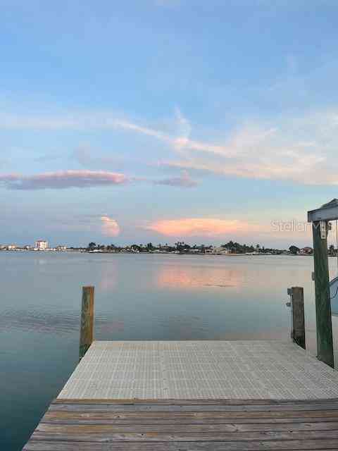 620 Boca Ciega Isle Drive, Saint Petersburg Beach, Florida image 27