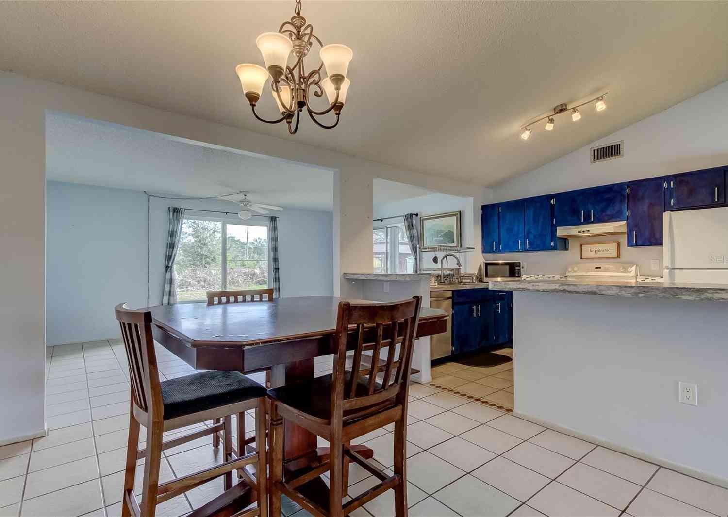 7930 Aden Loop, New Port Richey, Florida image 9
