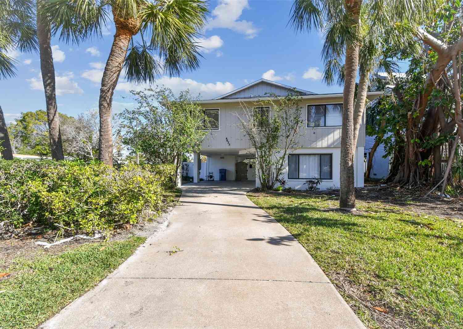 4675 Chancellor Circle, Saint Petersburg, Florida image 2