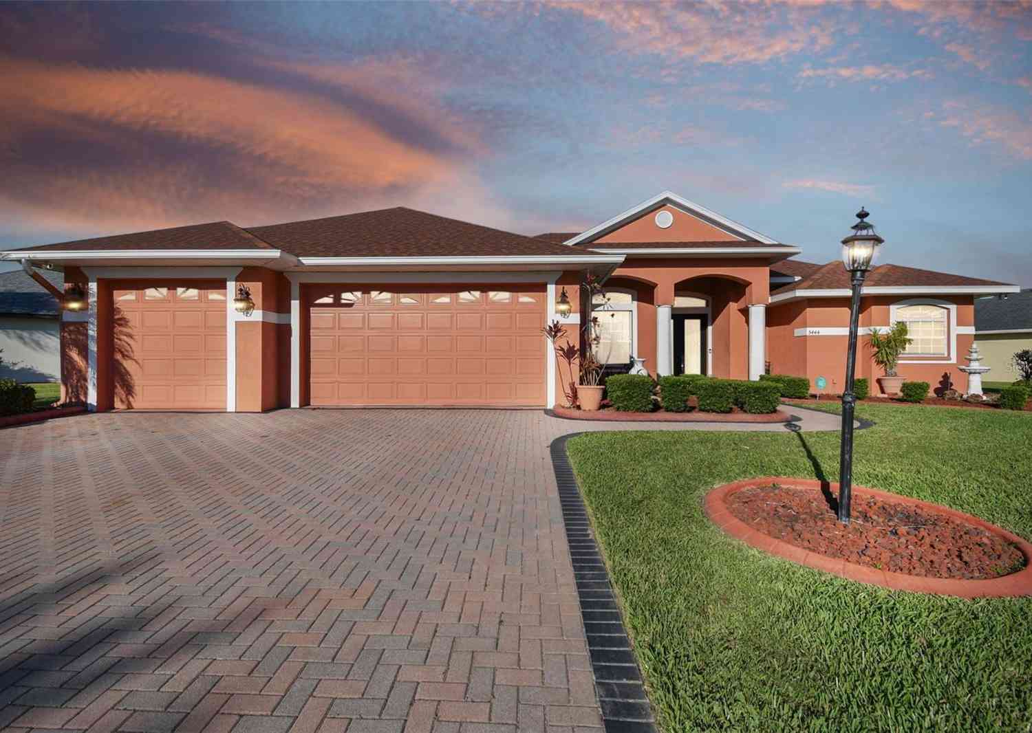 5444 90th Avenue Circle, PARRISH, Florida image 1