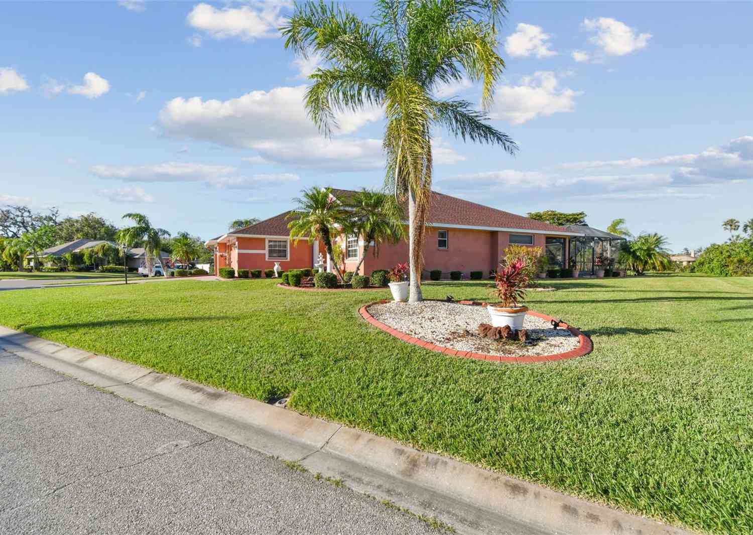 5444 90th Avenue Circle, PARRISH, Florida image 2