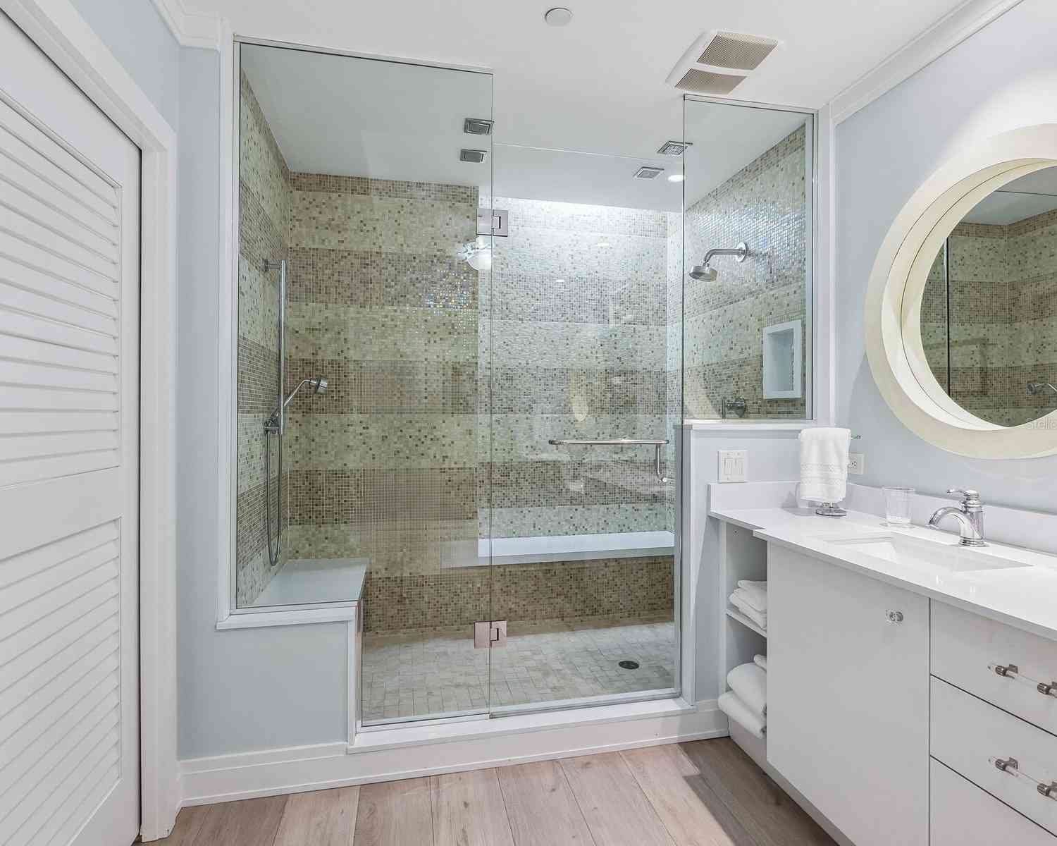 915 Seaside Drive #407, SARASOTA, Florida image 19