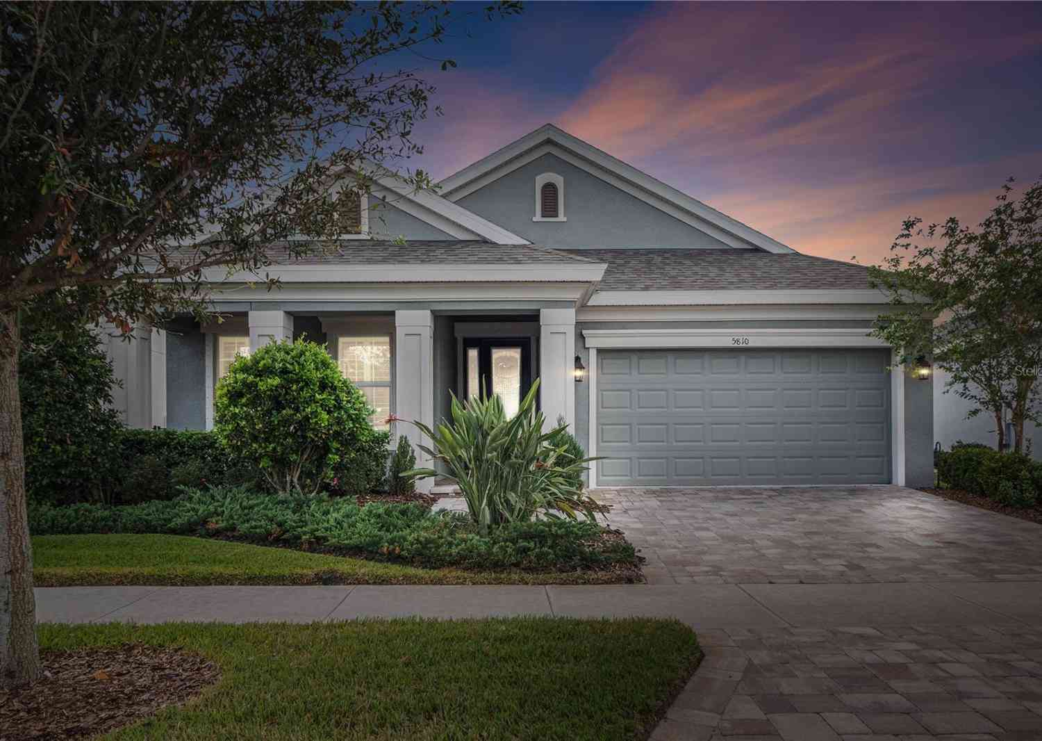 5810 Silver Sun Drive, Apollo Beach, Florida image 1