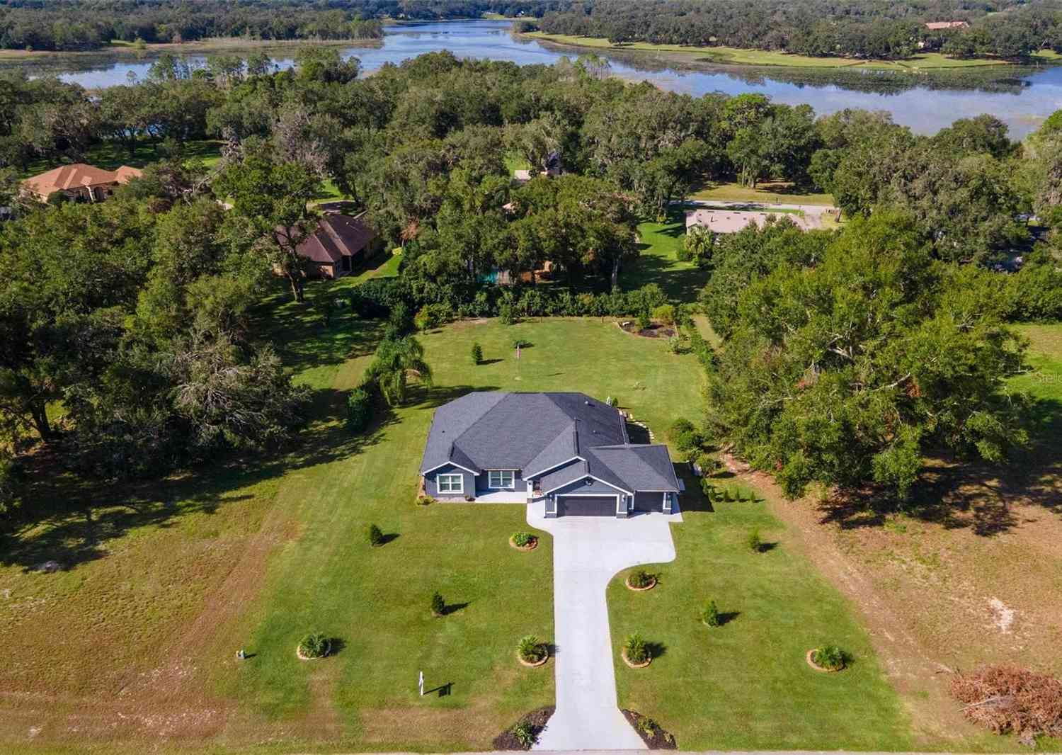 3927 Oak Pointe Drive, LADY LAKE, Florida image 47