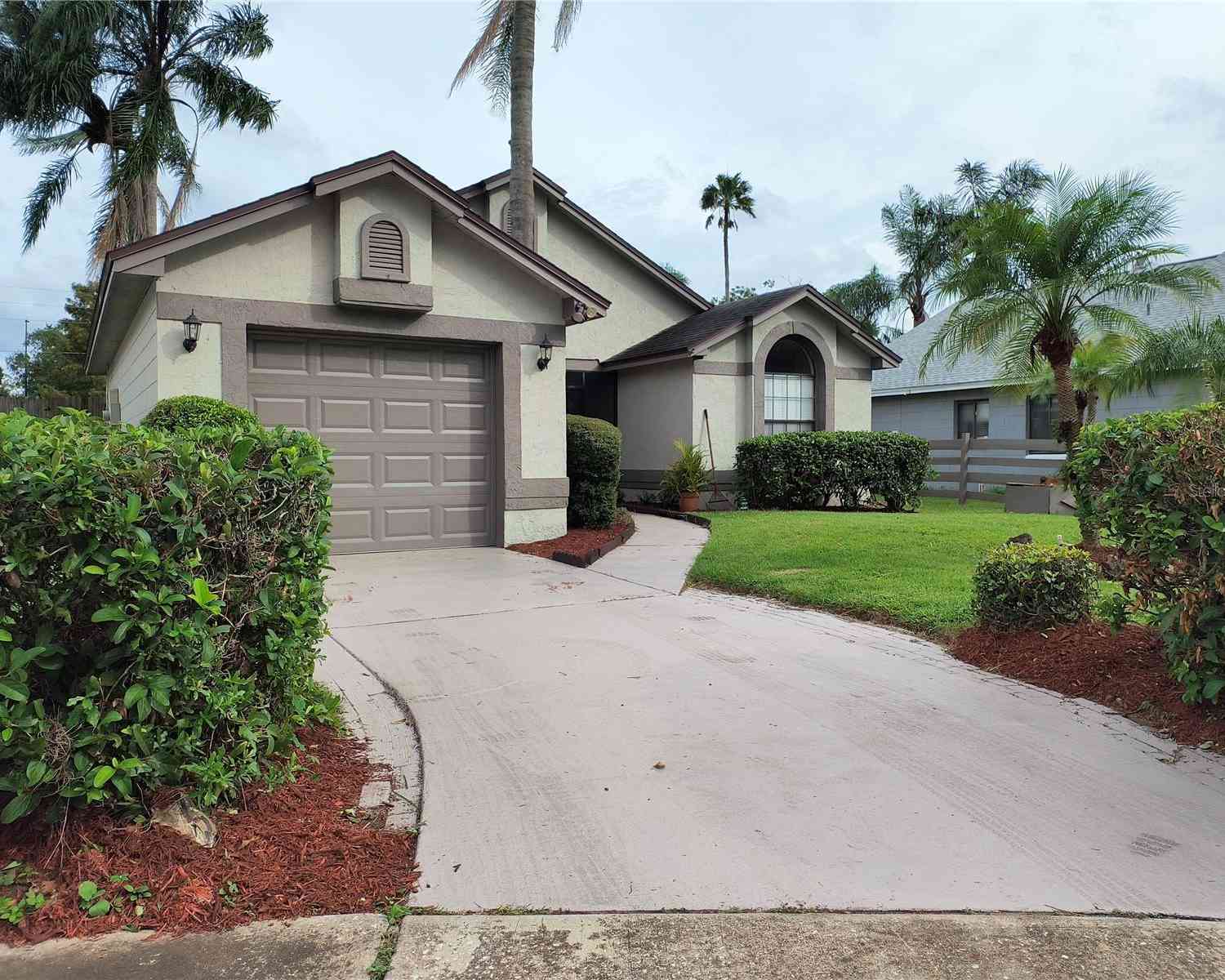 2168 Meadow Court, APOPKA, Florida image 1