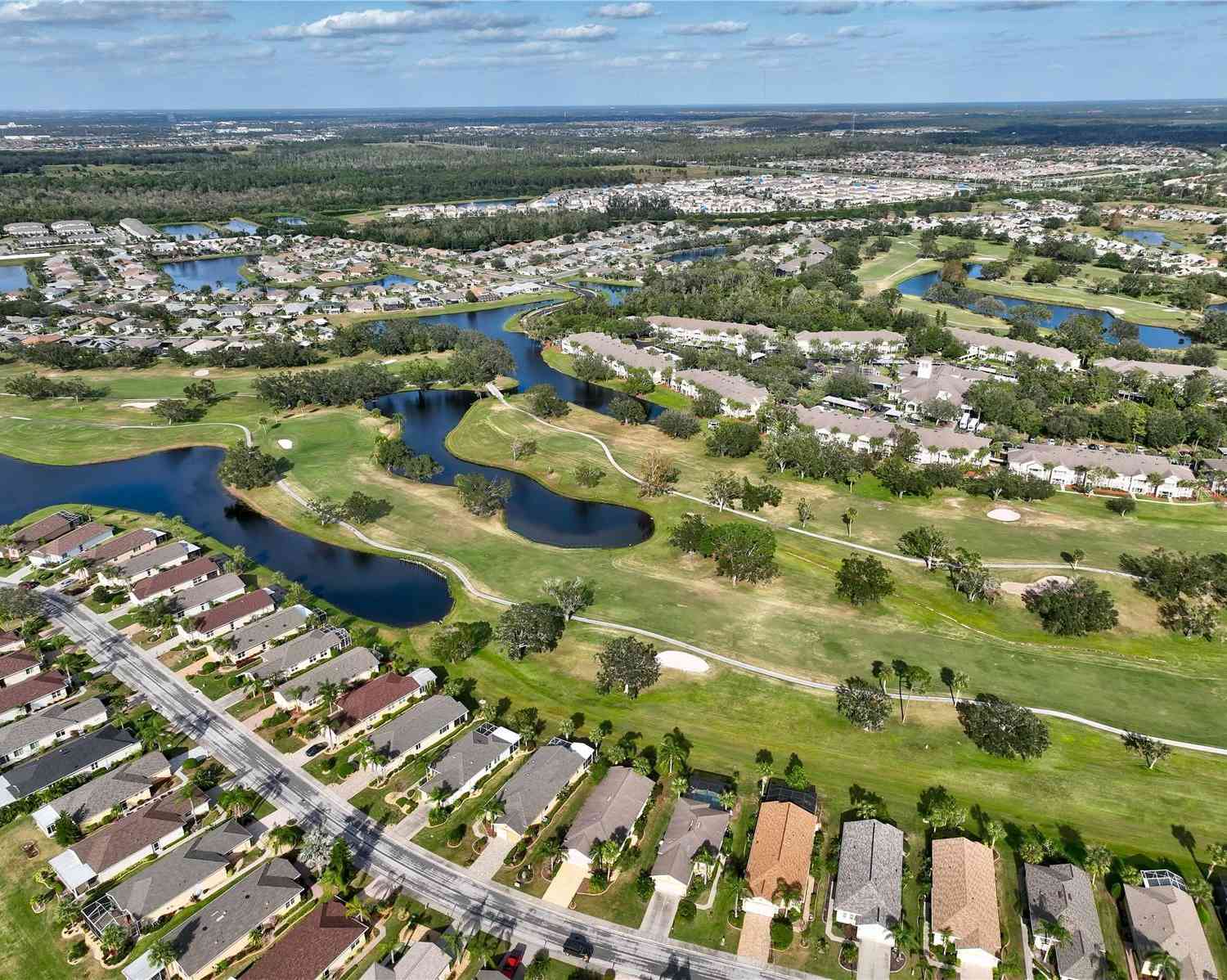 1923 Sterling Glen Court, SUN CITY CENTER, Florida image 40