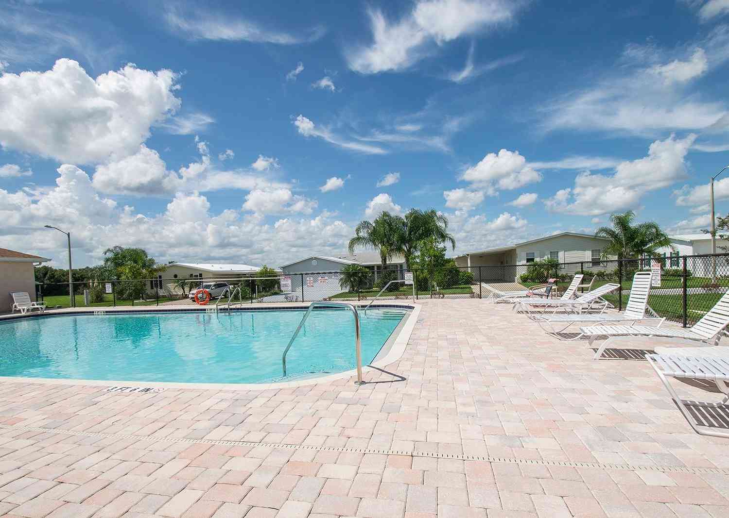 37652 New Horizons Boulevard, ZEPHYRHILLS, Florida image 35