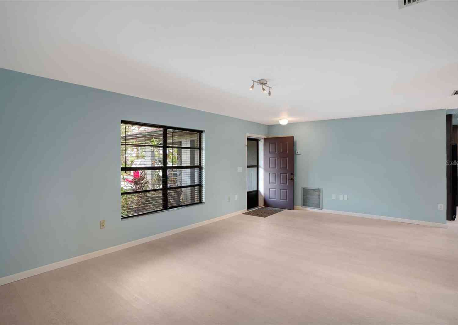 2204 51st Boulevard, BRADENTON, Florida image 6