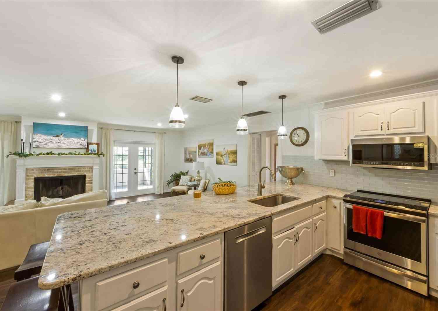 4513 33rd Avenue, BRADENTON, Florida image 5