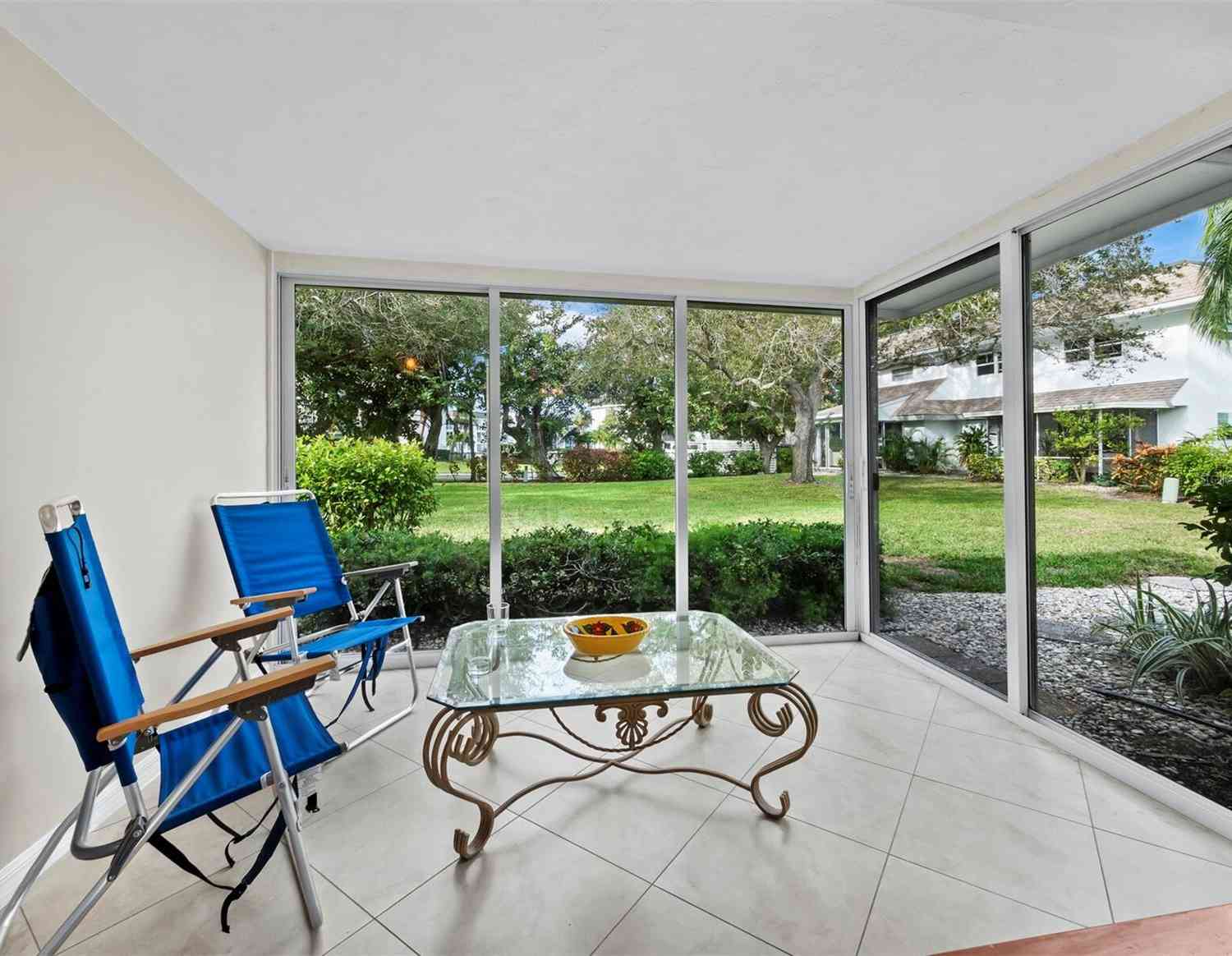 565 Sutton Place #V-9, LONGBOAT KEY, Florida image 11