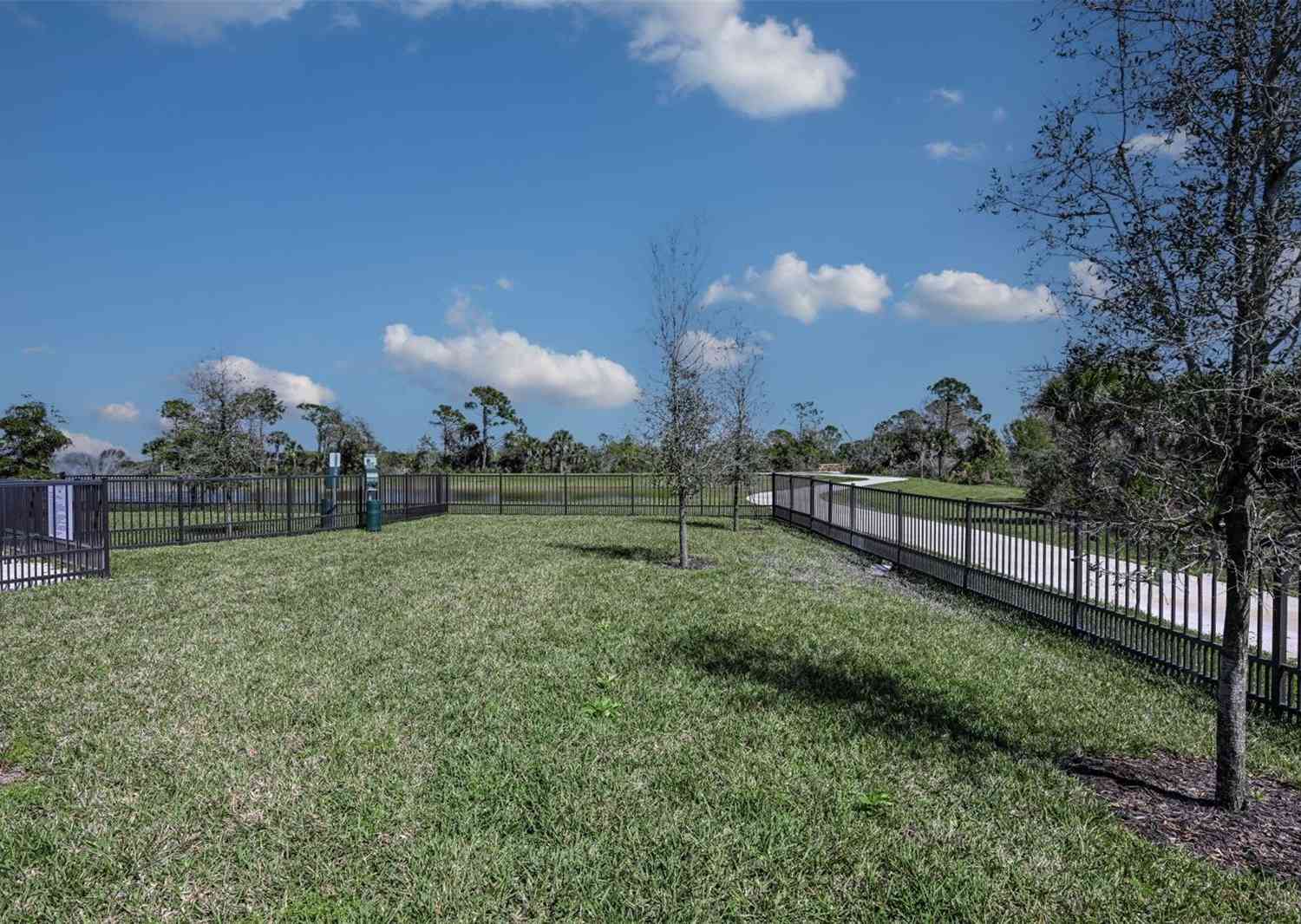 12248 Meditation Trail, VENICE, Florida image 16