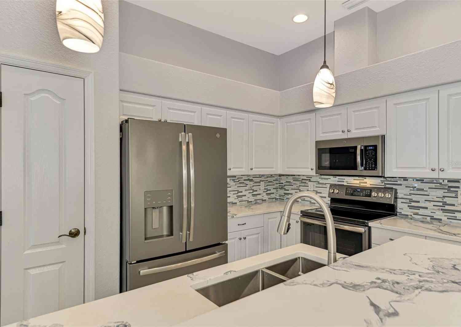 225 Auburn Woods Circle, VENICE, Florida image 22