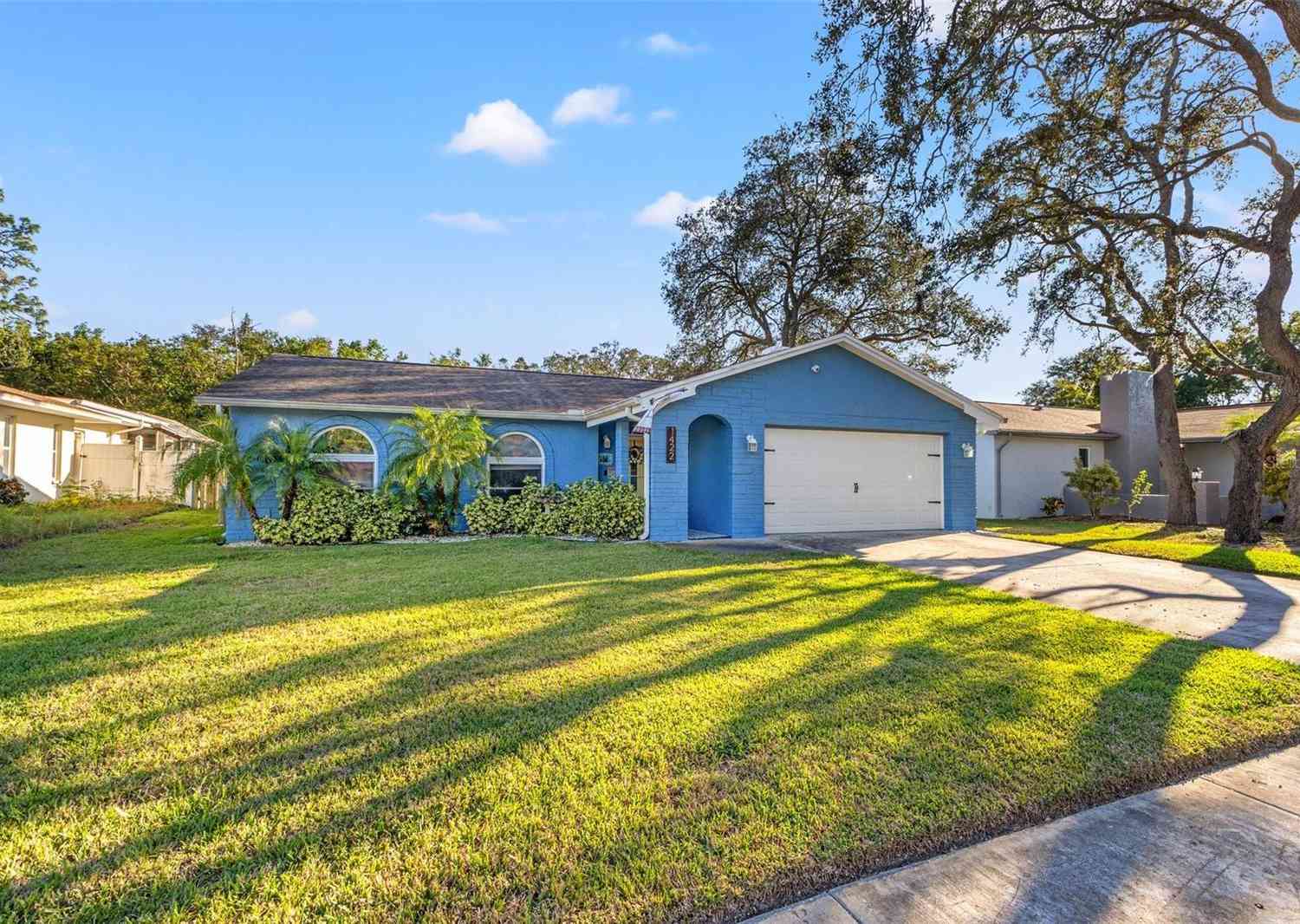 1422 Red Oak Drive, TARPON SPRINGS, Florida image 3