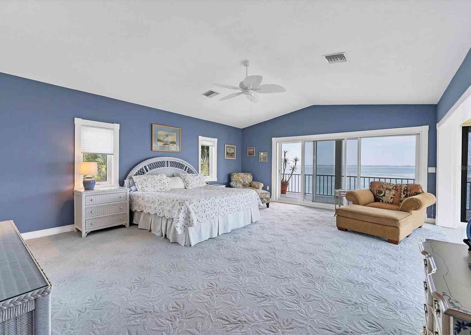 585 Gunwale Lane, LONGBOAT KEY, Florida image 27