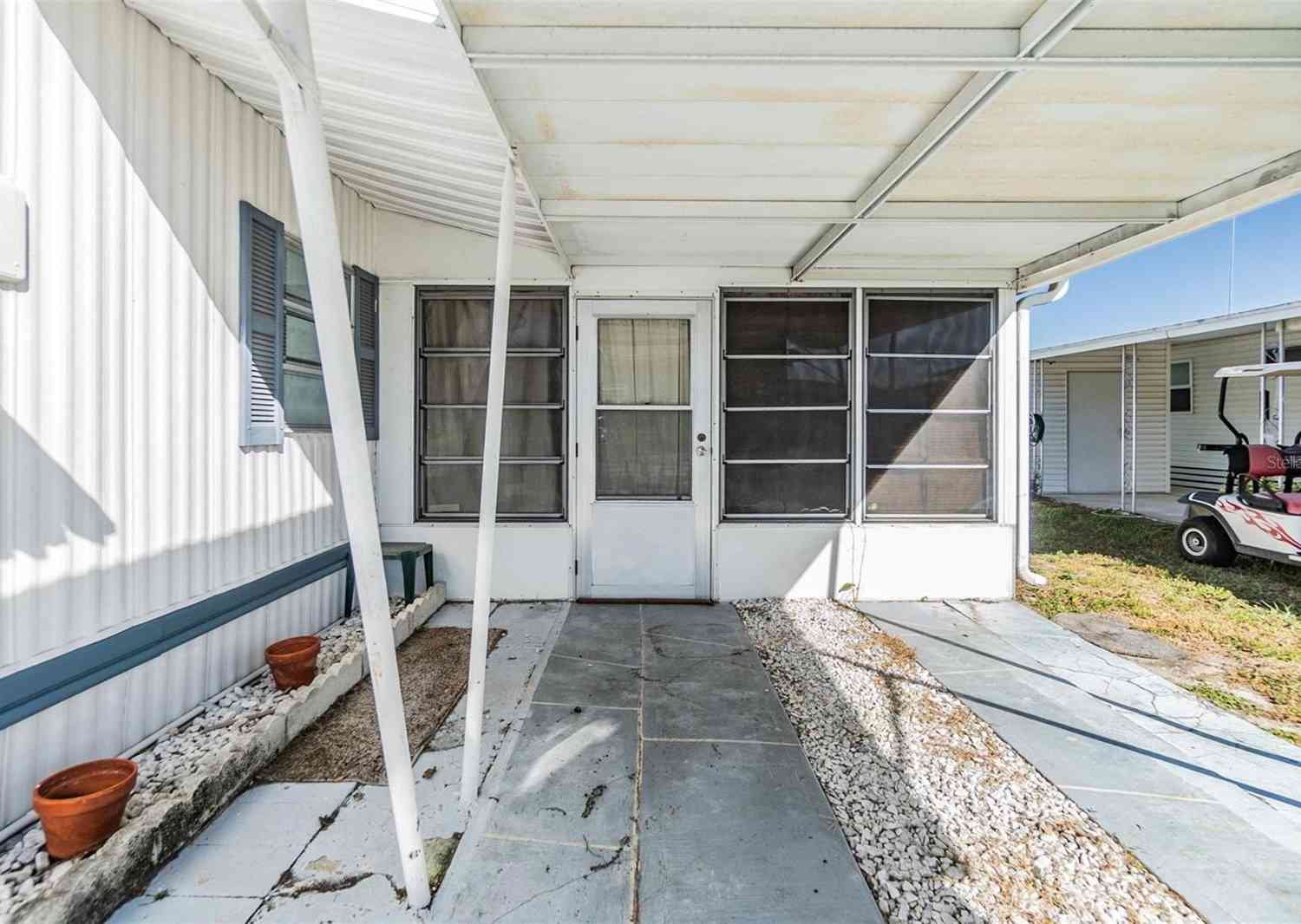 37021 Sandra Avenue, ZEPHYRHILLS, Florida image 8