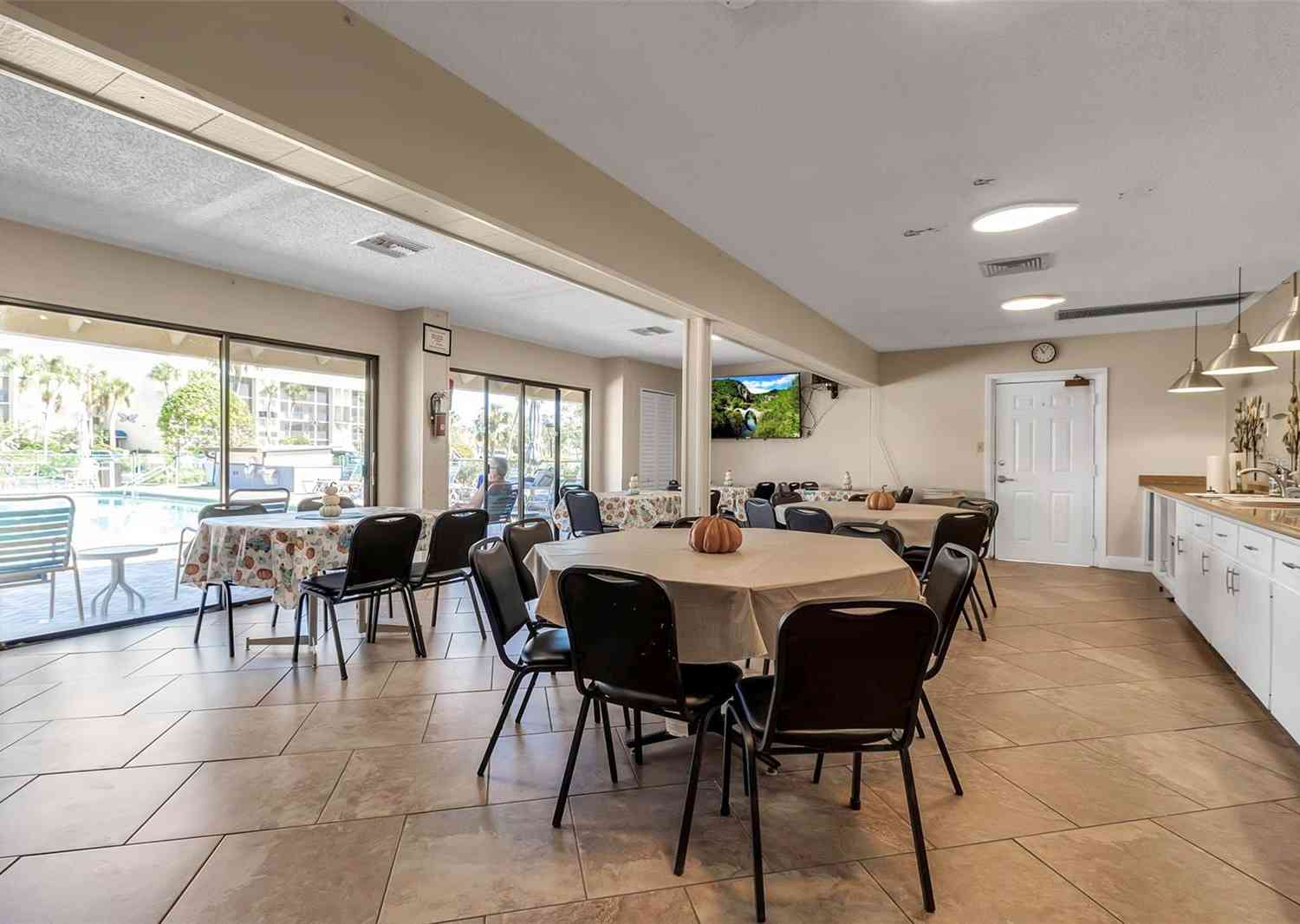 4119 61st Avenue Terrace #105, BRADENTON, Florida image 41