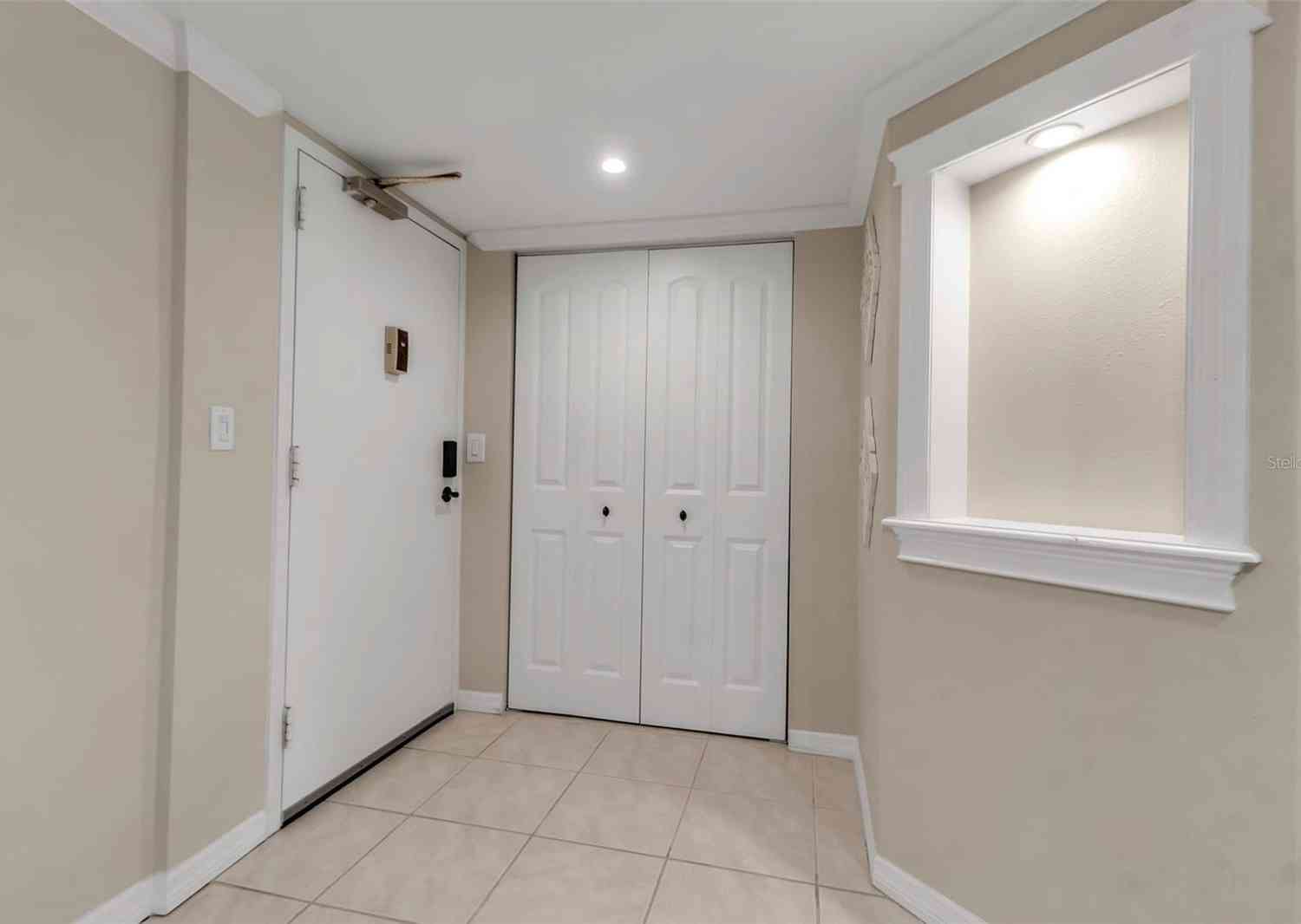 4119 61st Avenue Terrace #105, BRADENTON, Florida image 2