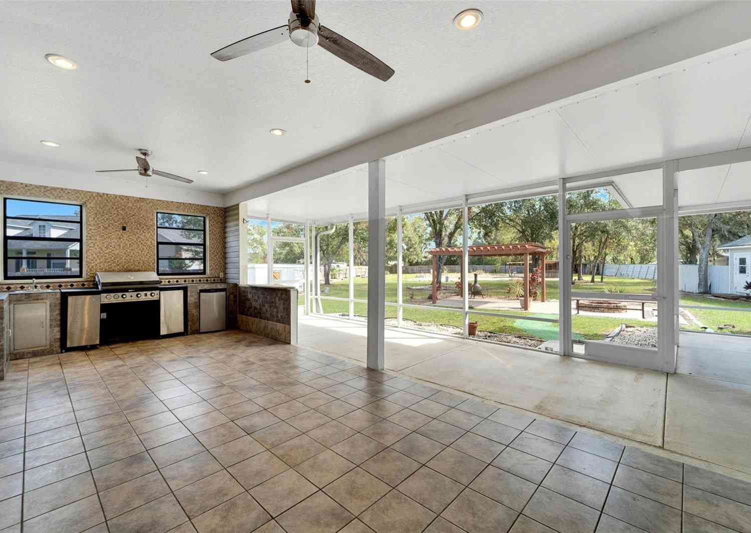 11305 Sweet Bay Court, RIVERVIEW, Florida image 7