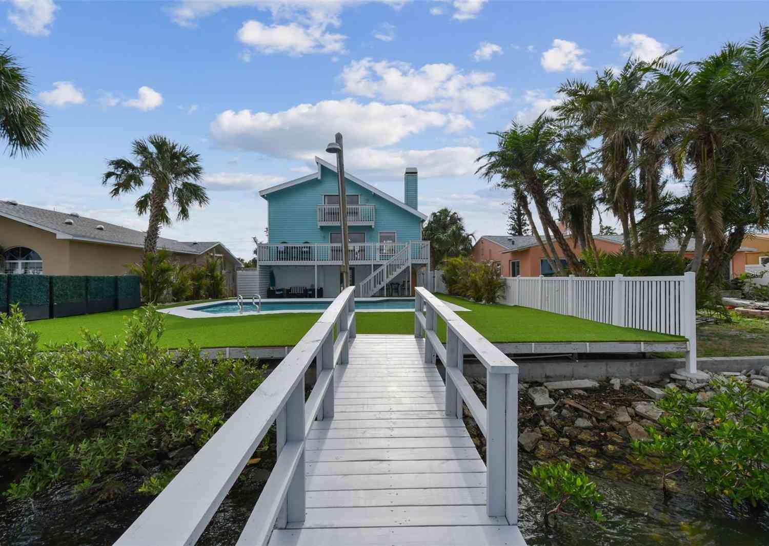 15421 2nd Street, MadeiraBeach, Florida image 15