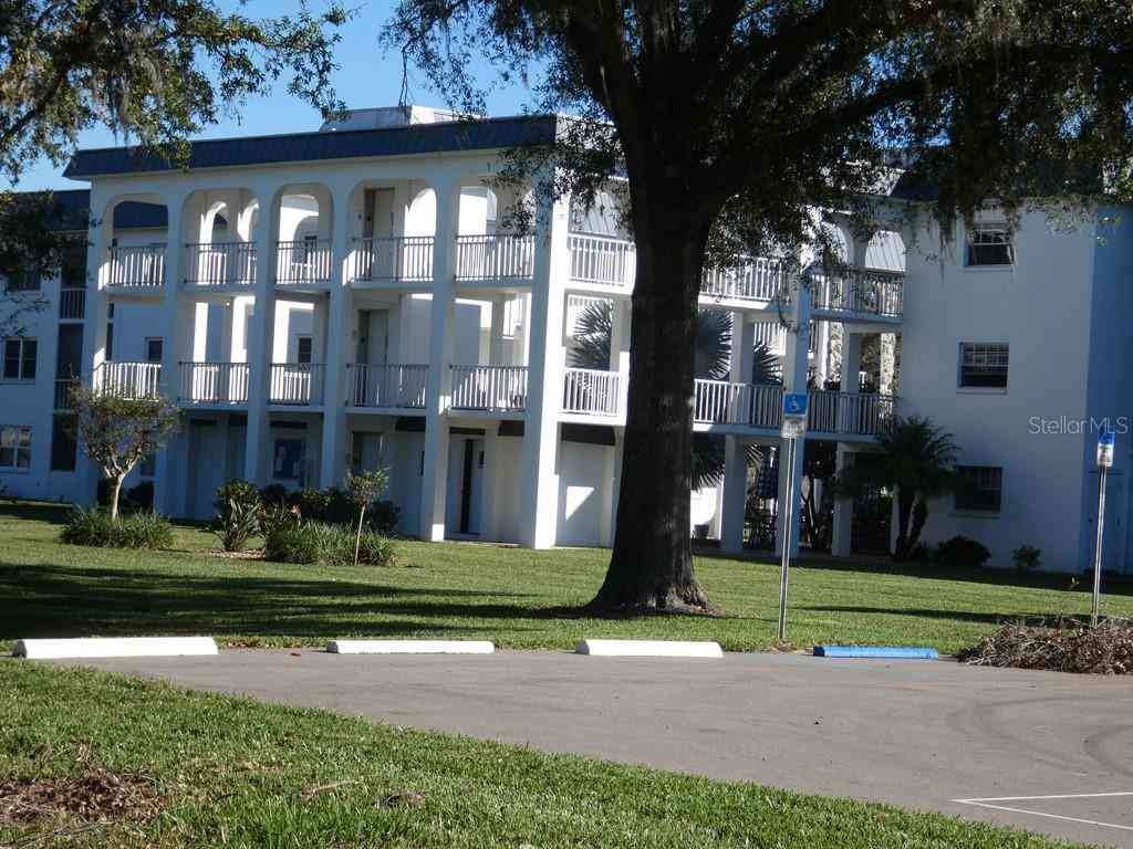 4801 Airport Road #216, ZEPHYRHILLS, Florida image 1