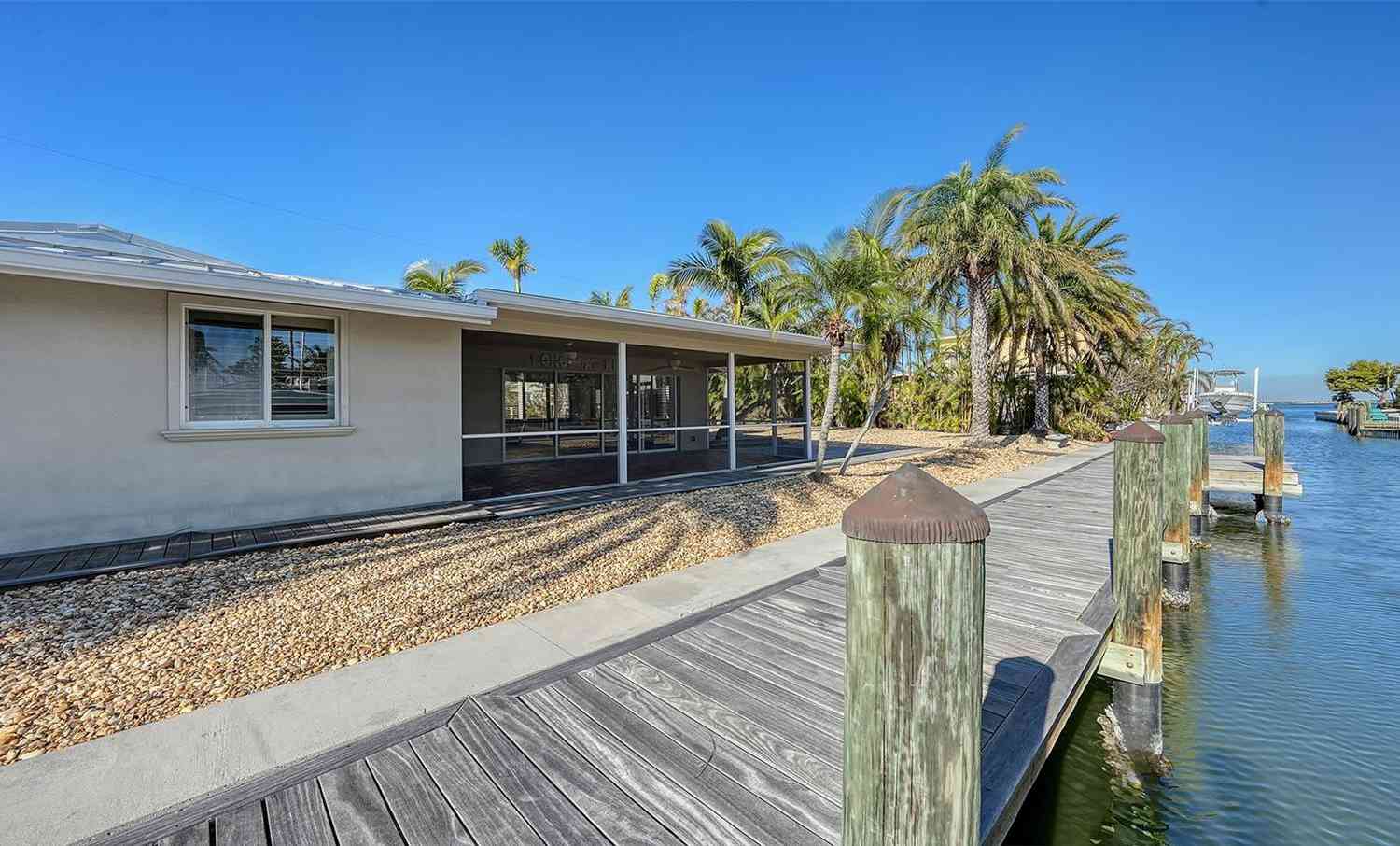 834 Jungle Queen Way, LONGBOAT KEY, Florida image 6