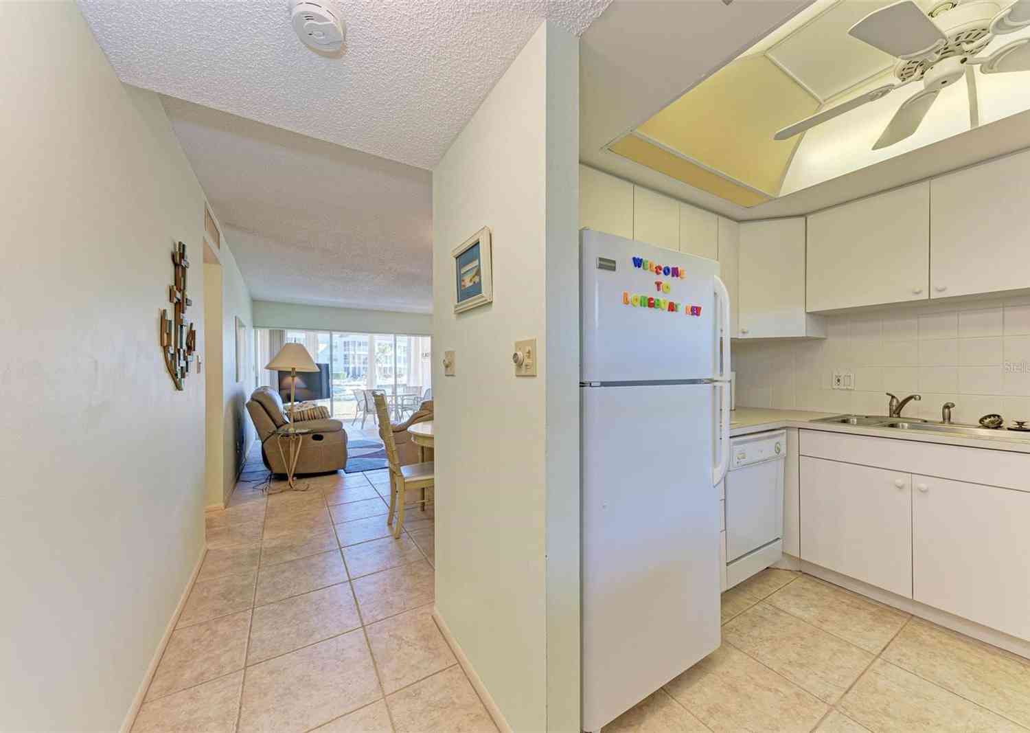 4370 Chatham Drive #104, LONGBOAT KEY, Florida image 4