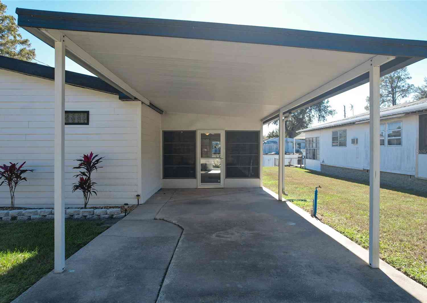 13426 Palm Drive, ASTATULA, Florida image 5