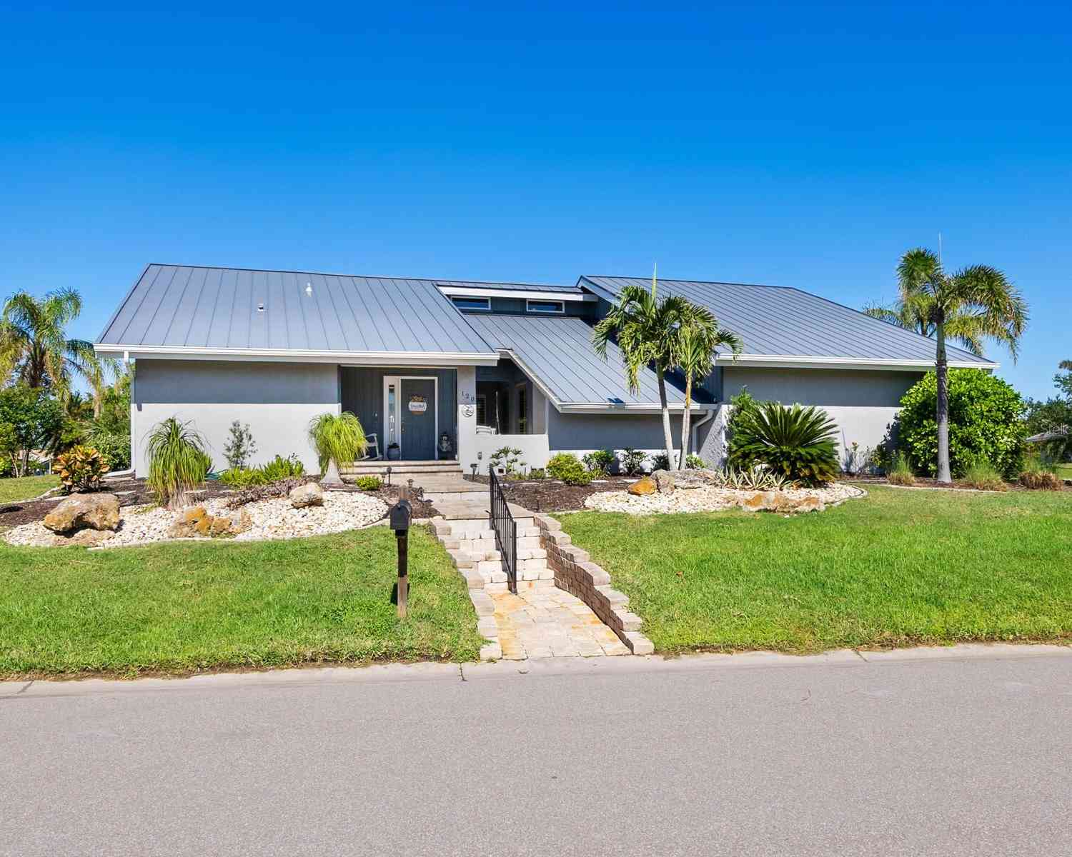 120 Lookout Point Drive, OSPREY, Florida image 1