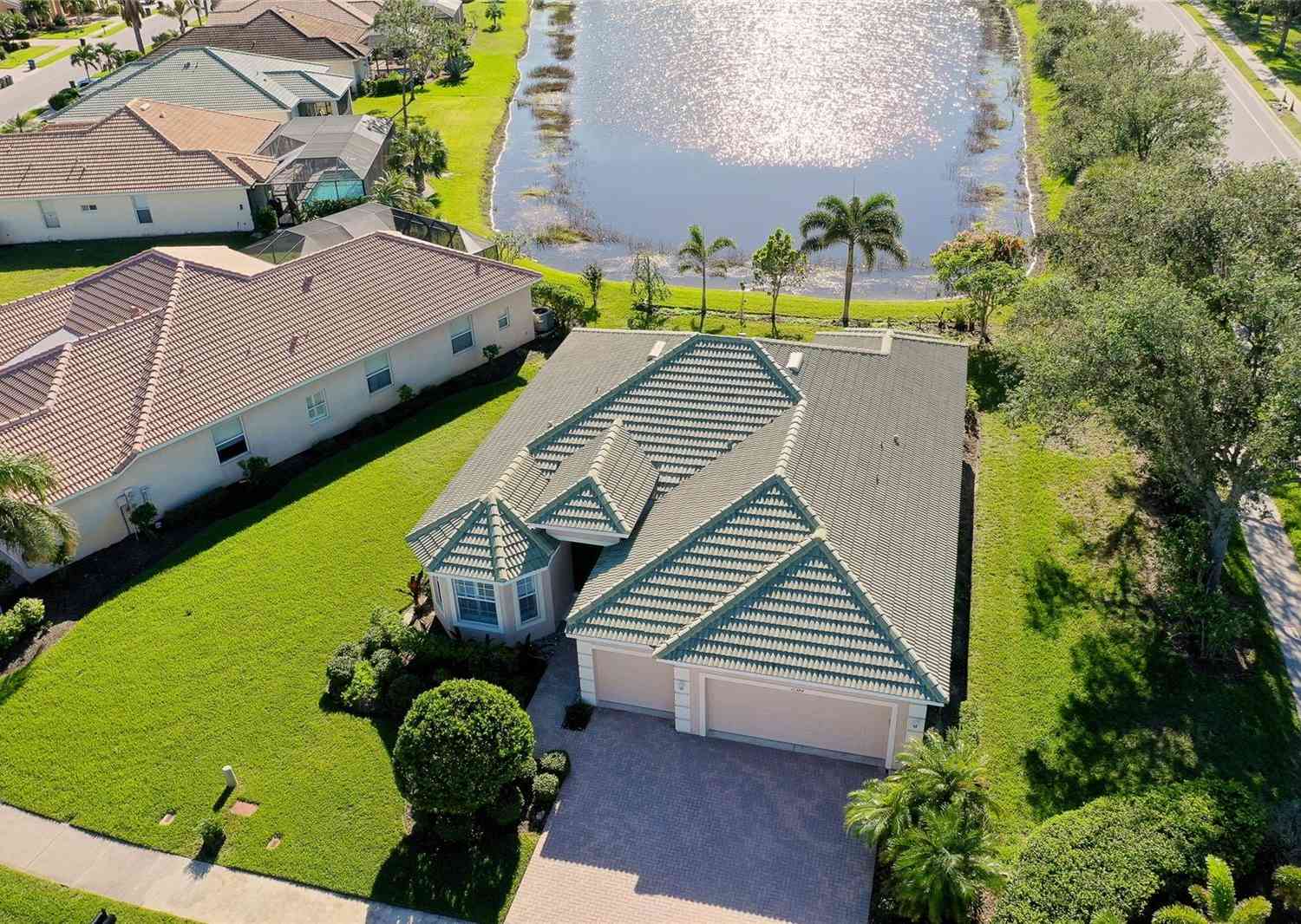 11394 Dancing River Drive, VENICE, Florida image 9