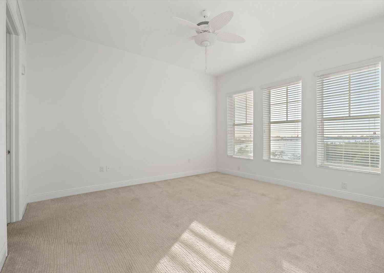 392 Aruba Circle #403, BRADENTON, Florida image 28