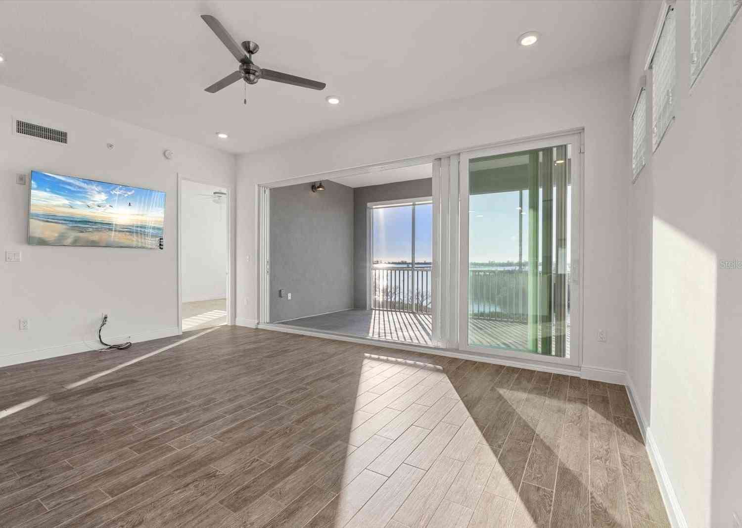392 Aruba Circle #403, BRADENTON, Florida image 16