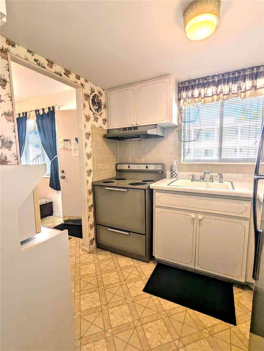 2228 Canal Drive #D26, BRADENTON, Florida image 3