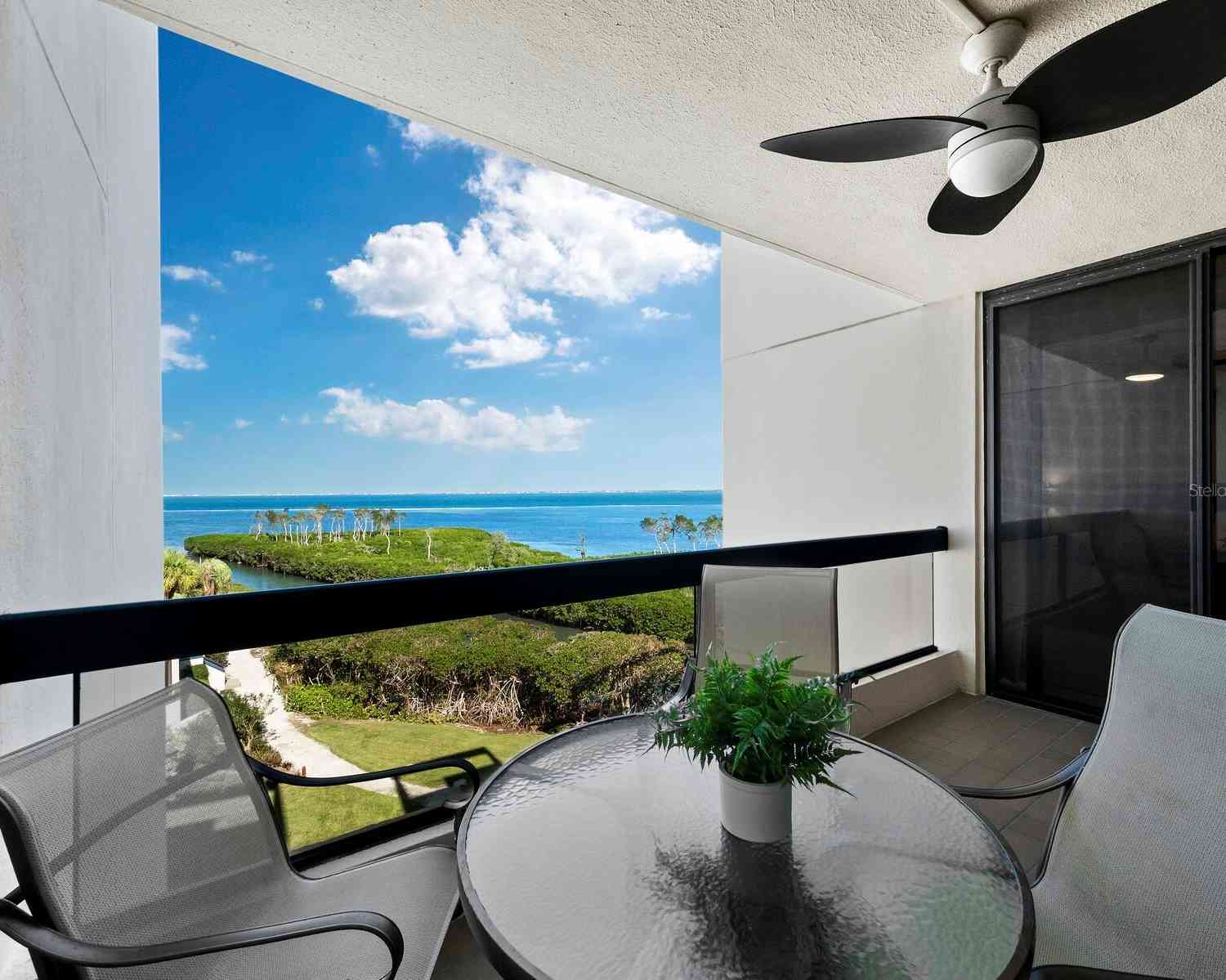 1932 Harbourside Drive #242, LONGBOAT KEY, Florida image 8