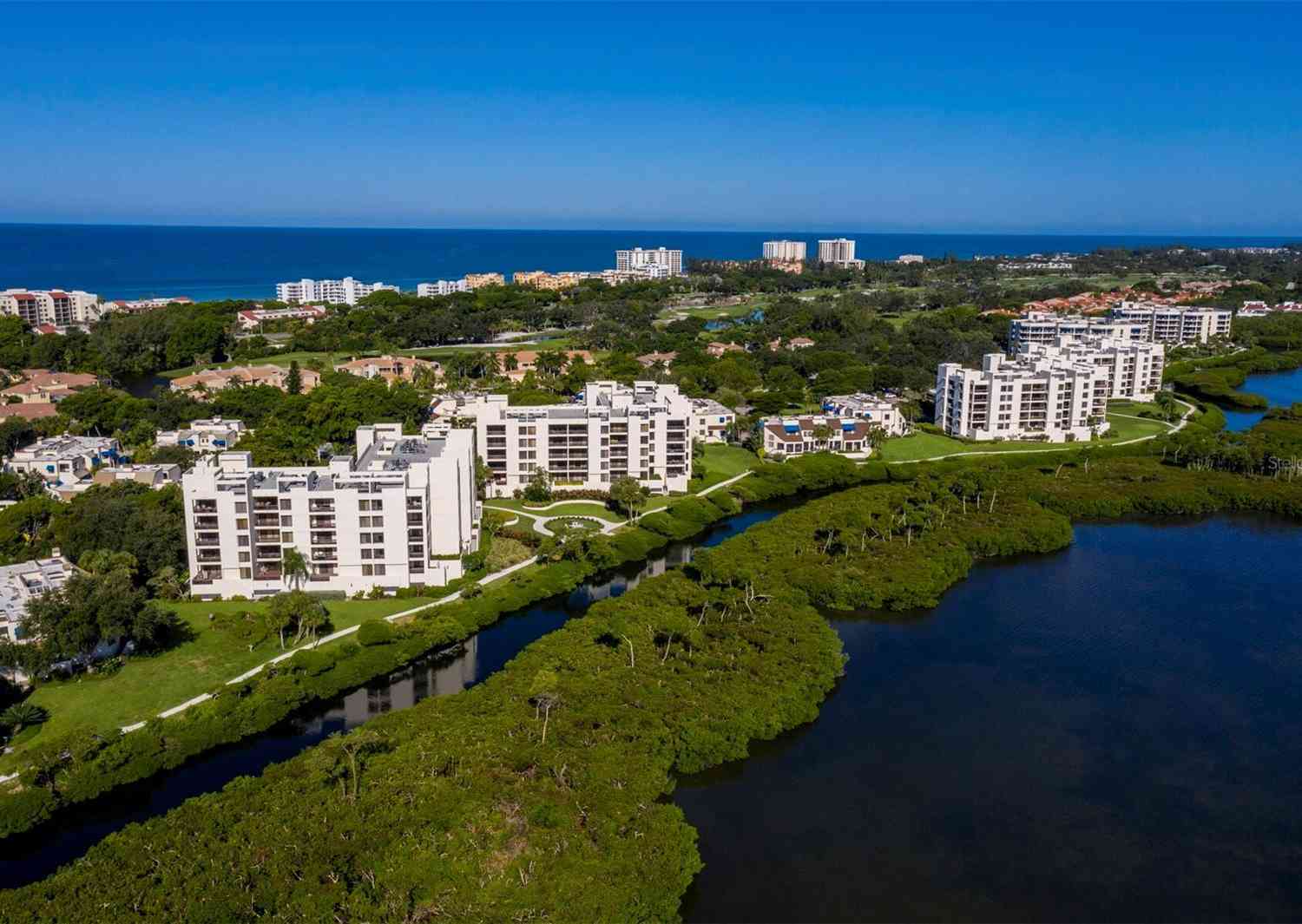 1932 Harbourside Drive #242, LONGBOAT KEY, Florida image 32