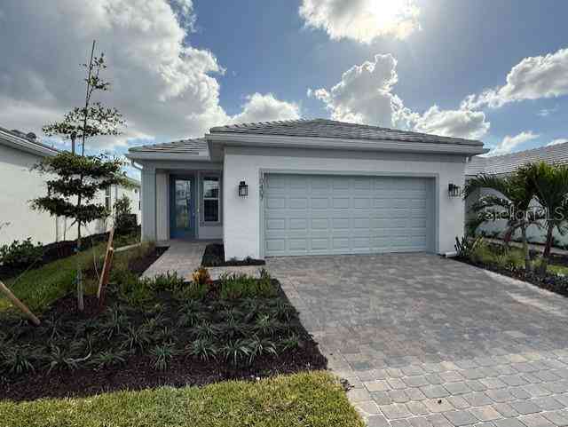 10407 Abaco Falls Drive, Englewood, Florida image 1