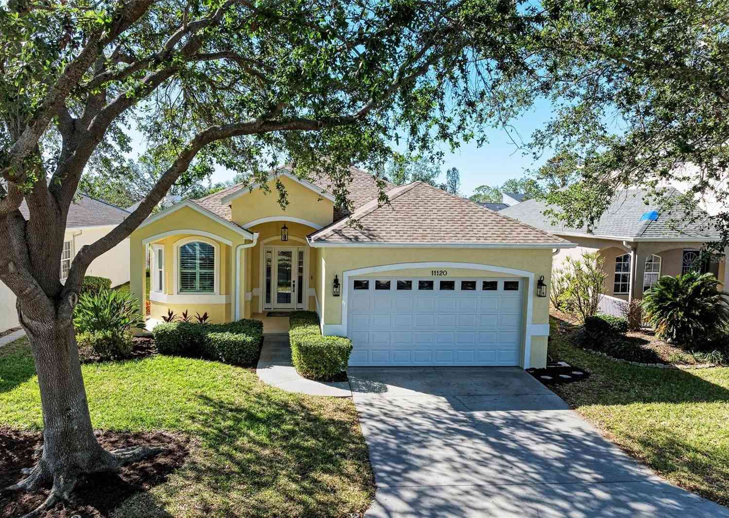 11120 Sanctuary Drive, BRADENTON, Florida image 2