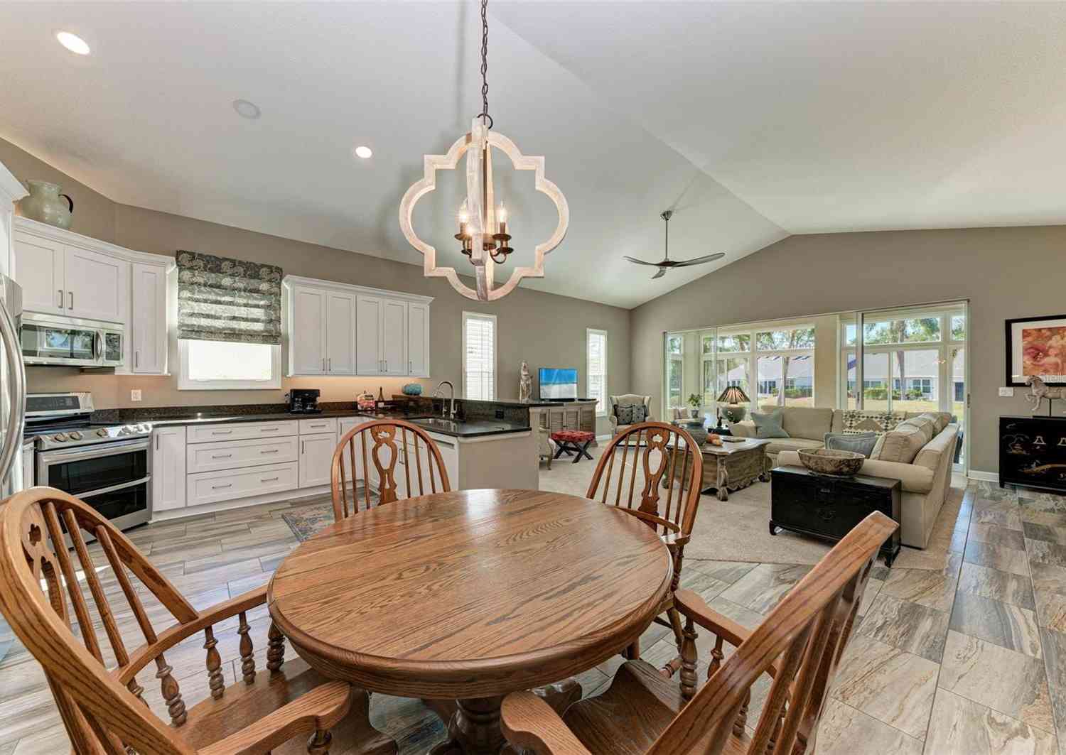 11120 Sanctuary Drive, BRADENTON, Florida image 10