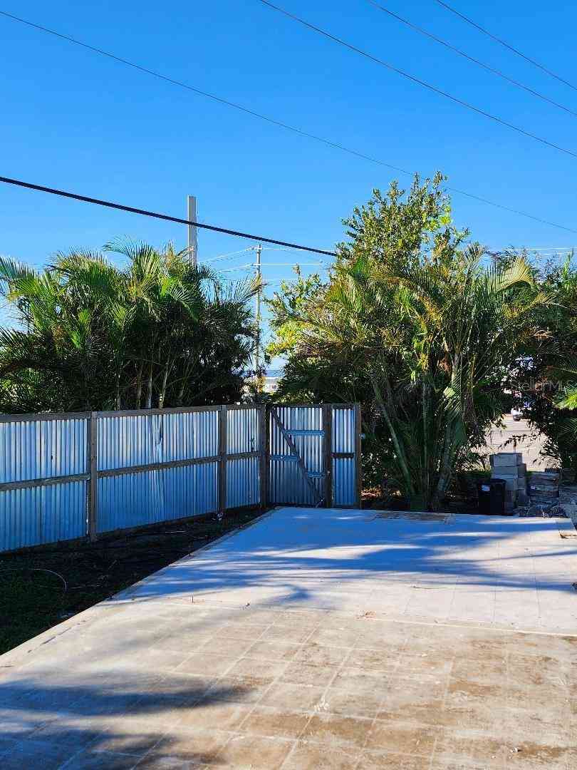 6625 Oregon Street, BRADENTON, Florida image 7