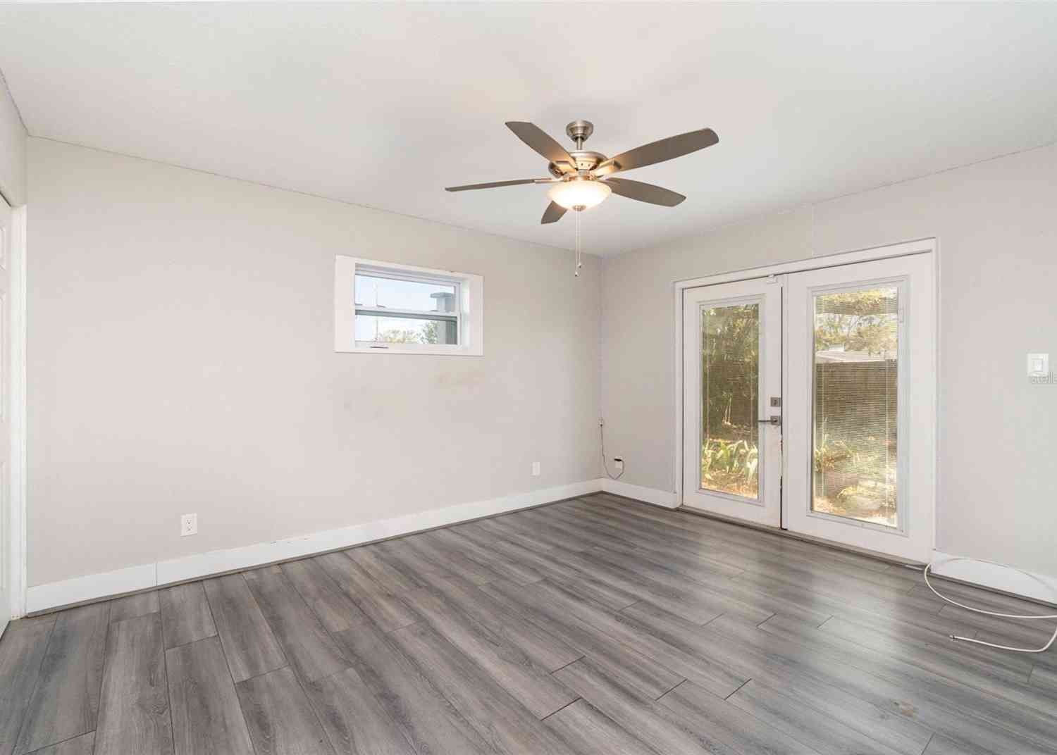 2746 Hibiscus Street, SARASOTA, Florida image 17