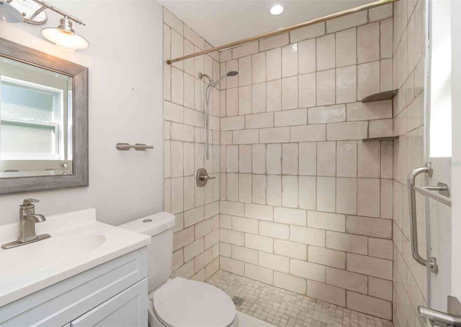 2746 Hibiscus Street, SARASOTA, Florida image 20